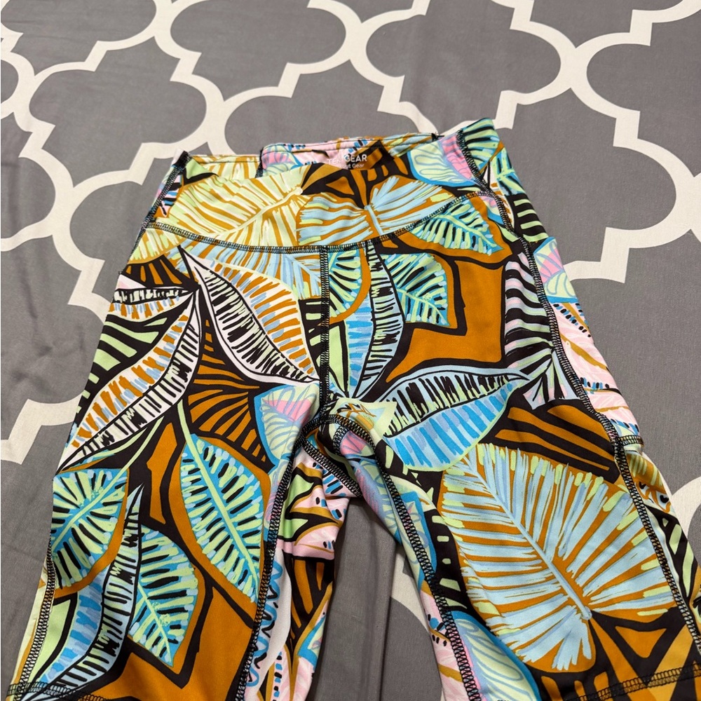 Tek Gear Legging shorts with Leaf Print